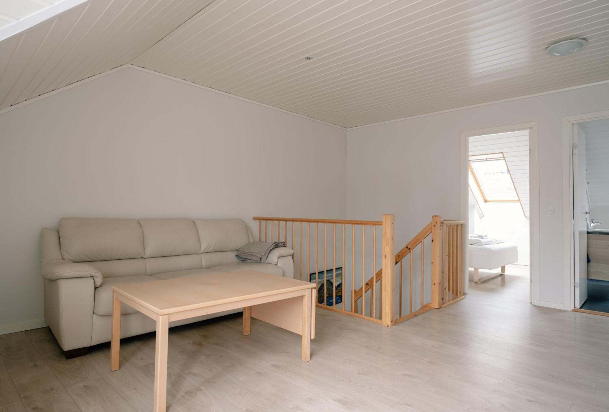 Spacious City Center Home By The Sea Klaksvík Eksteriør bilde