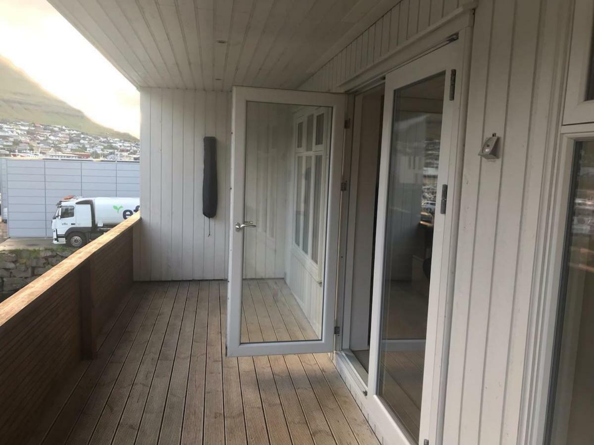 Spacious City Center Home By The Sea Klaksvík Eksteriør bilde